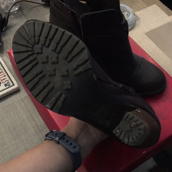 Crown Vintage Bootie, 2.5” heels, Brown suede - Picture 2 of 2